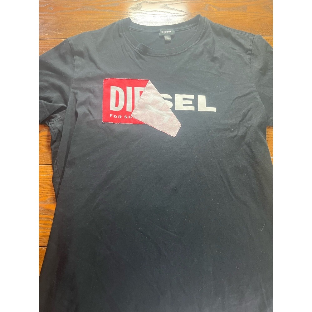 DIESEL Men's Black Graphic T-Shirt • Peel-Off Effect Logo • Size 2XL 100% Cotton